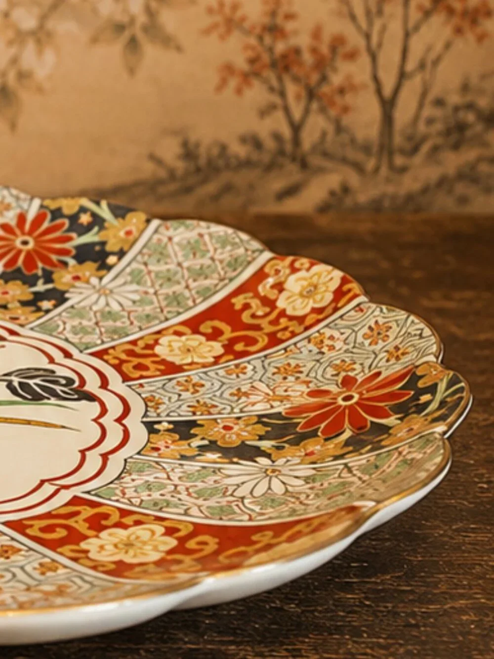 Vintage Japanese Arita Imari Porcelain Scalloped Serving Platter